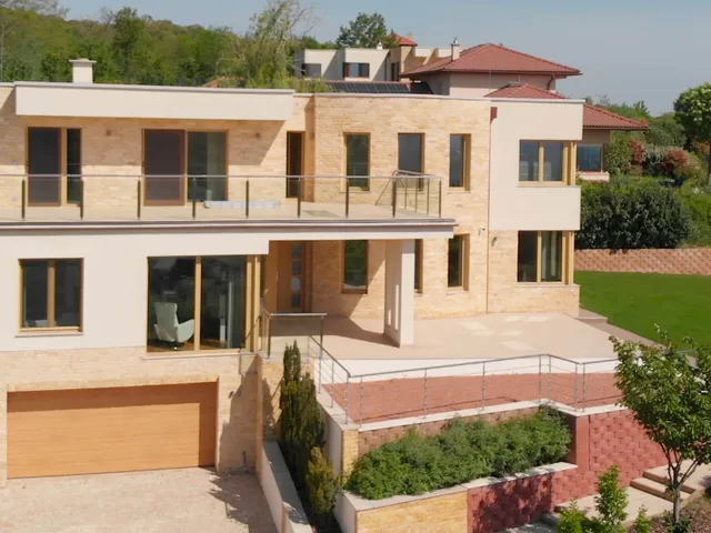 Eladó ház Szentendre, Szarvashegy 356 nm