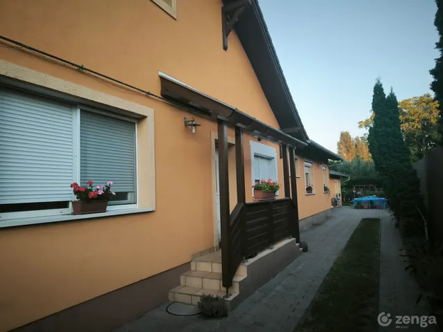 Eladó ház Székesfehérvár, Búrtelep 85 nm