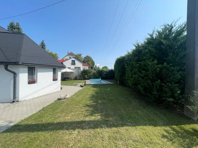 Eladó ház Vonyarcvashegy 215 nm