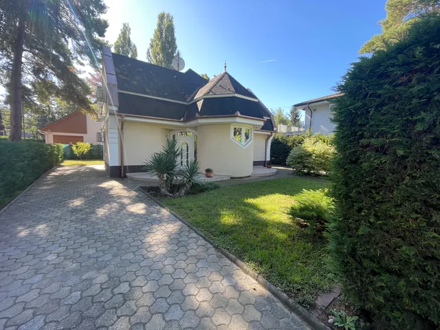 Eladó ház Balatonfenyves 130 nm