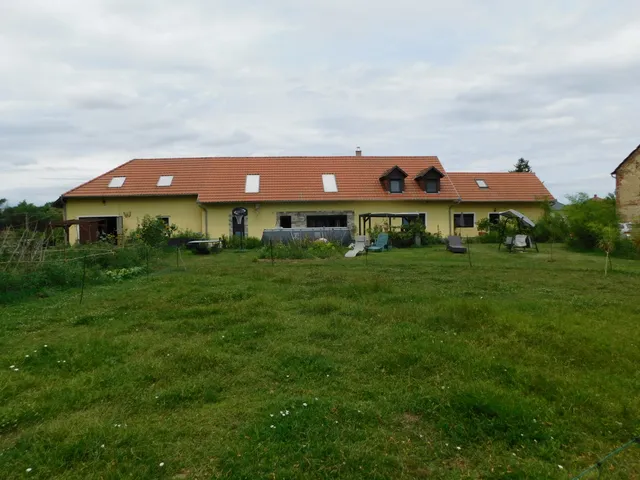 Eladó ház Zalaistvánd 240 nm