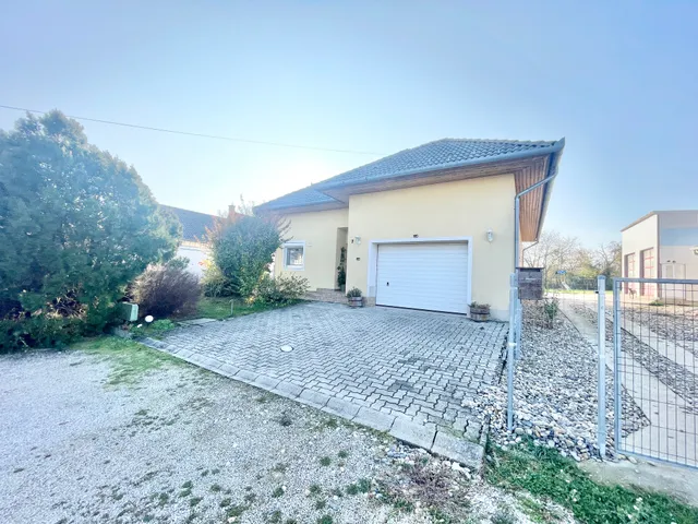 Eladó ház Felsőpáhok 117 nm