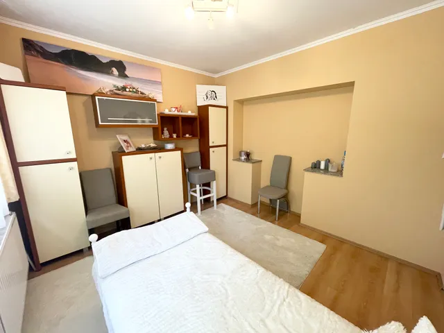 Eladó ház Gyenesdiás 220 nm