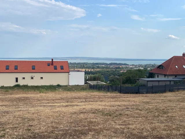 Eladó telek Cserszegtomaj 1500 nm