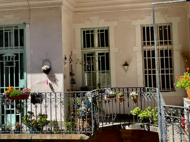 Eladó lakás Budapest VI. kerület, Nagykörúton kívüli terület 103 nm
