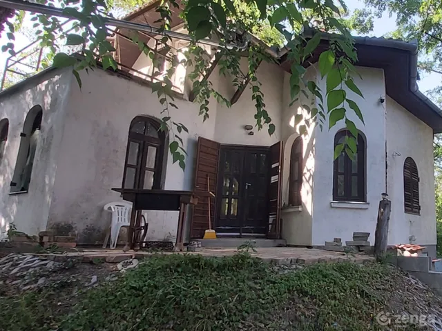 Eladó ház Szigetmonostor, Horány 80 nm