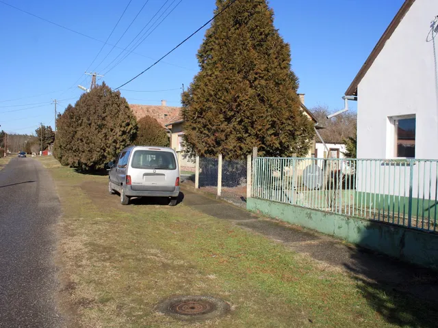 Eladó ház Dávod, Tavasz utca 3 80 nm