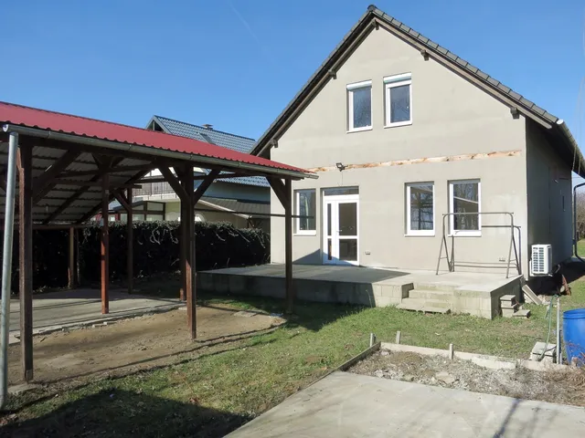 Eladó ház Nagybaracska, Nádas utca 58 150 nm