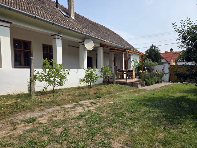 Eladó ház Csátalja, Dózsa György utca 110 nm