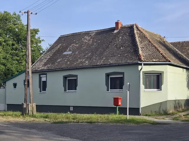 Eladó ház Csátalja, Táncsics Mihály utca 2 100 nm