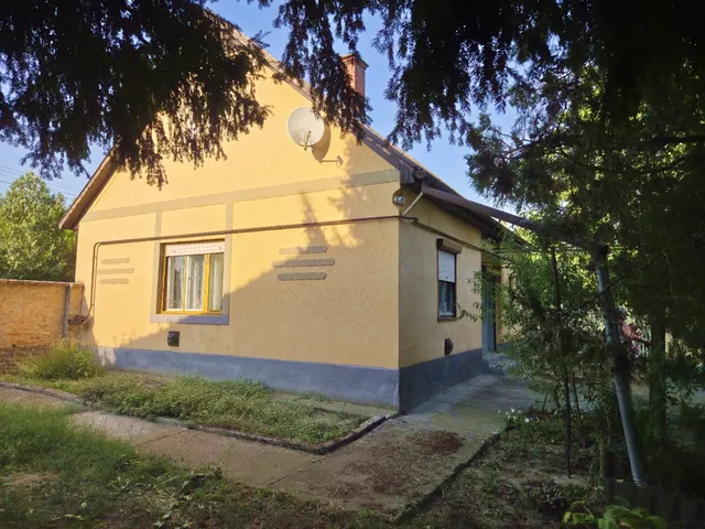 Eladó ház Dávod 65 nm