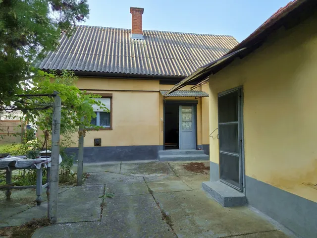 Eladó ház Dávod 65 nm