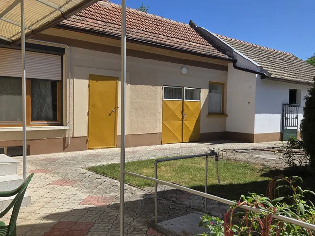 Eladó ház Csátalja 120 nm