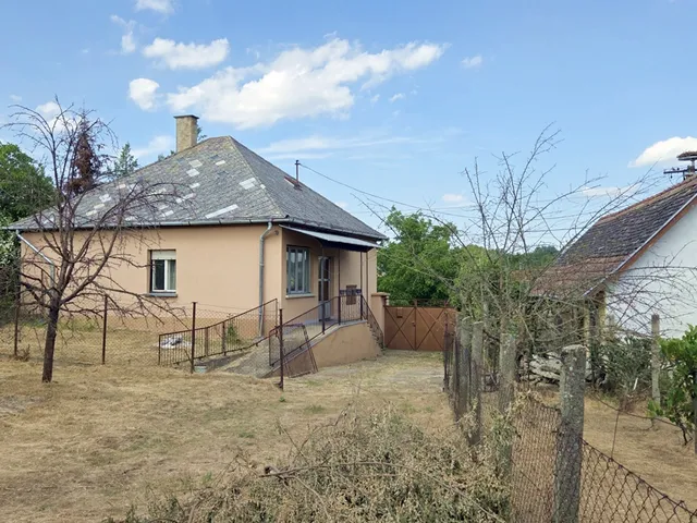 Eladó ház Bátmonostor, Ady Endre utca 51 80 nm
