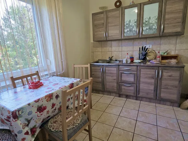 Eladó ház Gara 200 nm