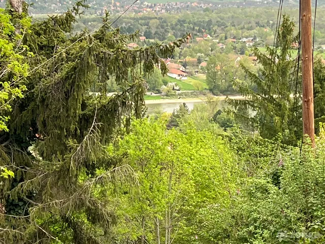 Eladó telek Dunabogdány 572 nm