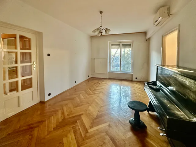 Eladó lakás Dunaújváros 54 nm