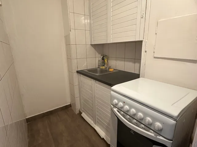 Eladó lakás Dunaújváros 35 nm