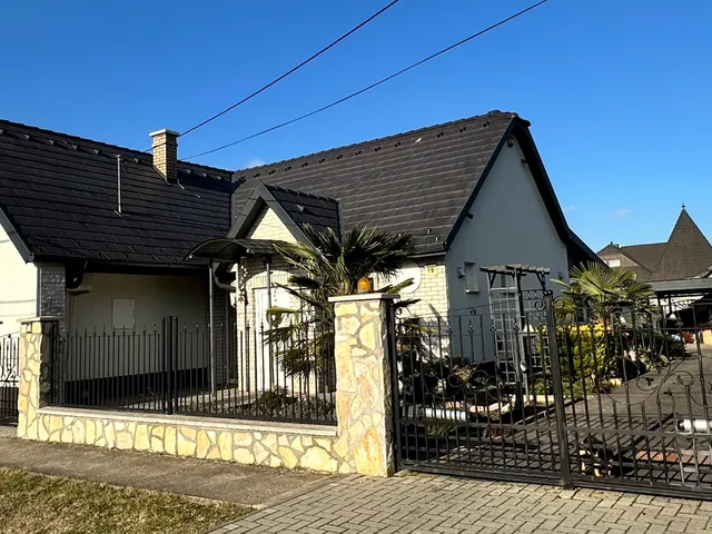 Eladó ház Adony 106 nm