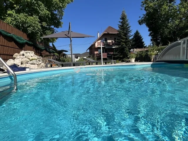 Eladó ház Szigetszentmiklós 250 nm
