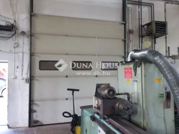 Eladó kereskedelmi és ipari ingatlan Dunaharaszti 209 nm