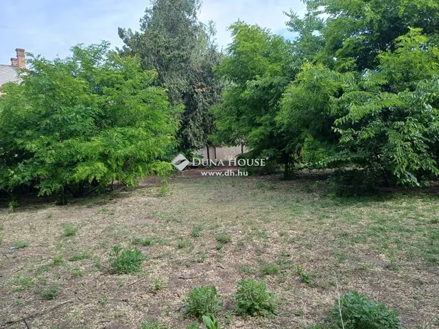 Eladó telek Ráckeve 2710 nm