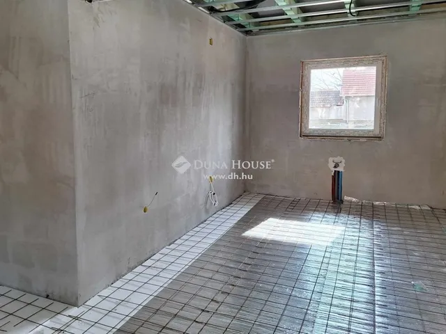 Eladó ház Kiskunlacháza 94 nm