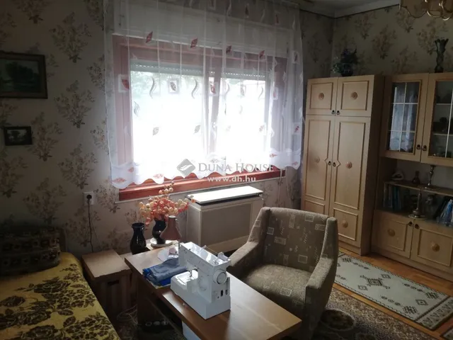 Eladó ház Szigetcsép 130 nm