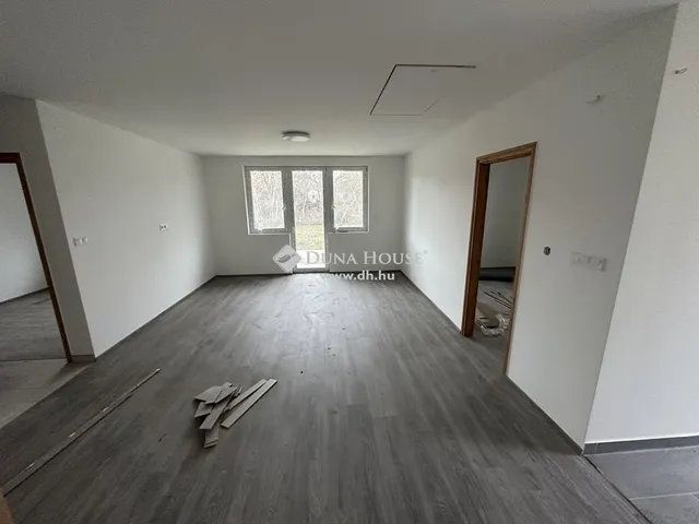 Eladó ház Majosháza 69 nm