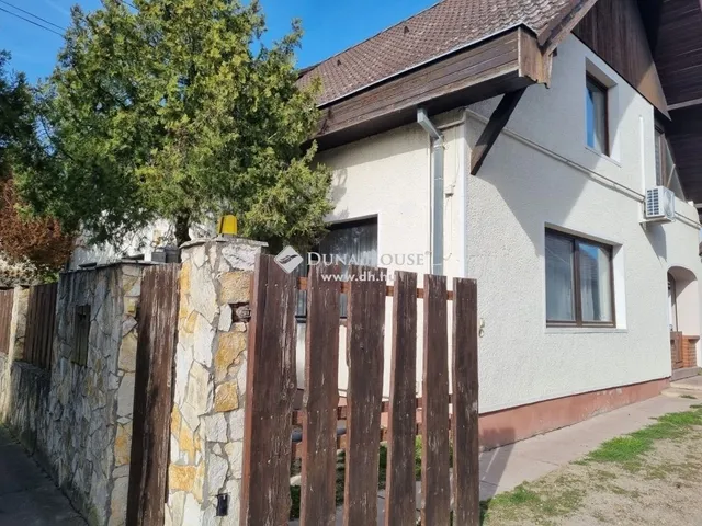Eladó ház Szigetszentmárton 280 nm