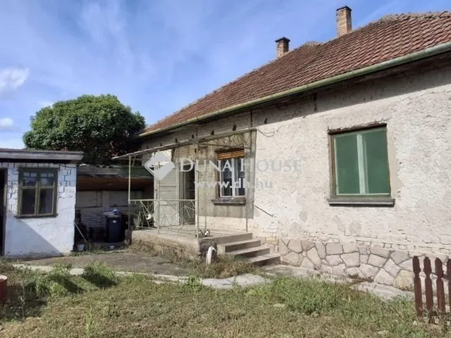 Eladó ház Taksony 100 nm