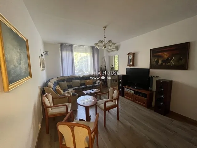 Eladó lakás Budapest XV. kerület 55 nm