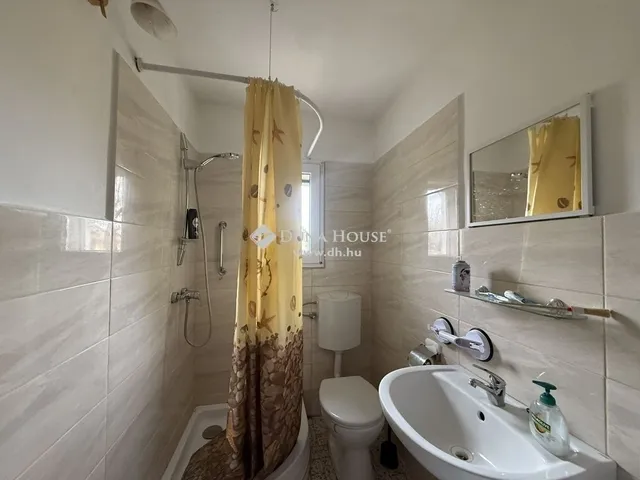 Eladó ház Szigetújfalu 30 nm