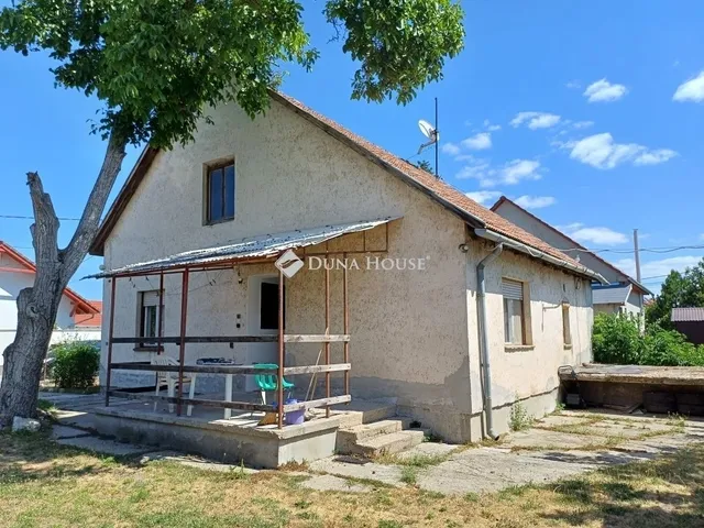 Eladó ház Délegyháza 76 nm