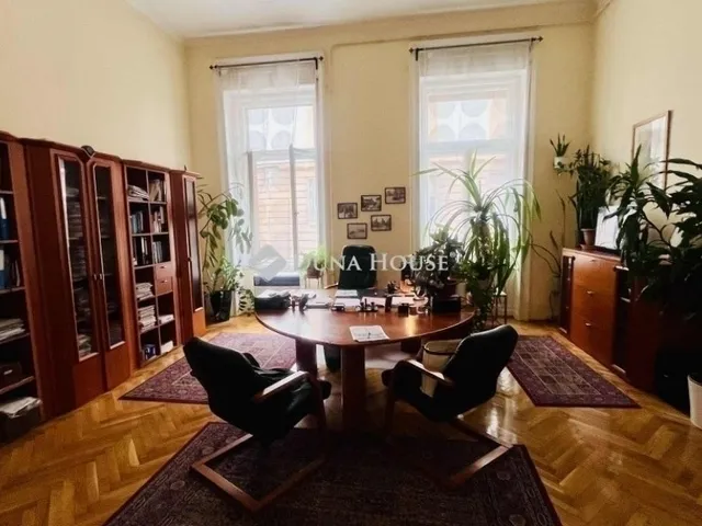 Eladó lakás Budapest VI. kerület, Diplomatanegyed 89 nm