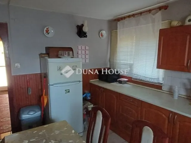 Eladó ház Majosháza 90 nm