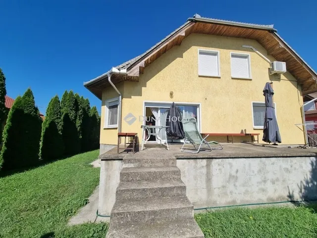 Eladó ház Szigetcsép 147 nm