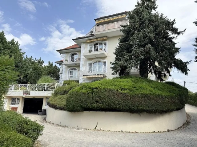Eladó lakás Budapest XXII. kerület, Budafok-Rózsavölgy 130 nm