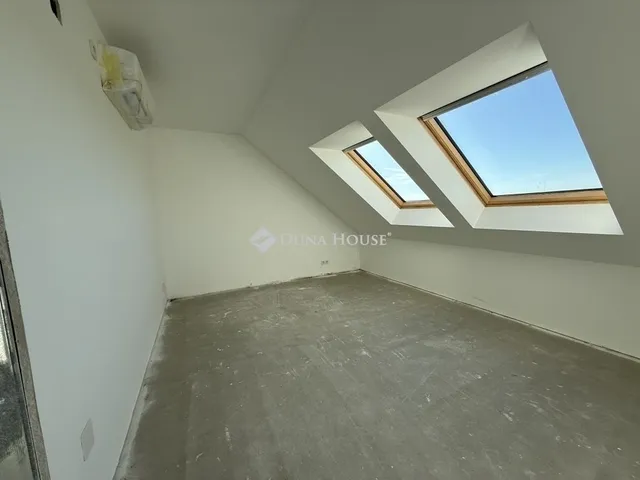 Eladó lakás Érd 173 nm