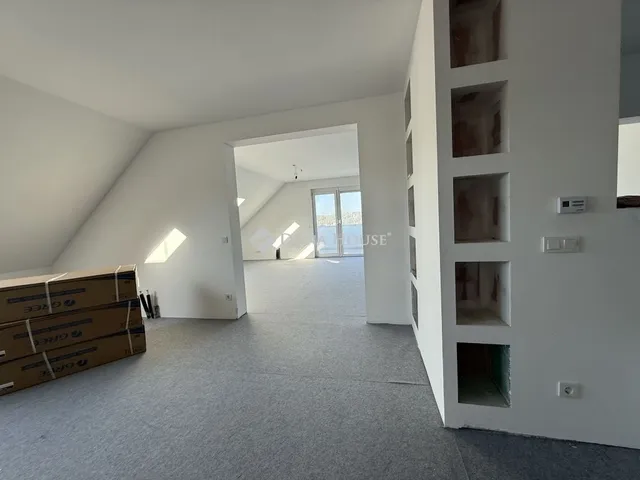 Eladó lakás Érd 173 nm