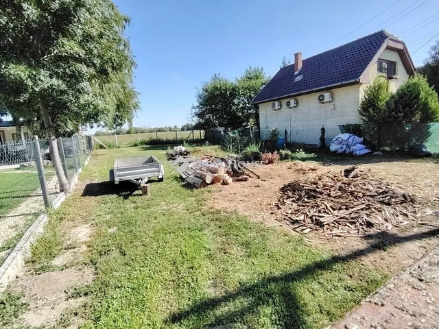 Eladó telek Majosháza 345 nm