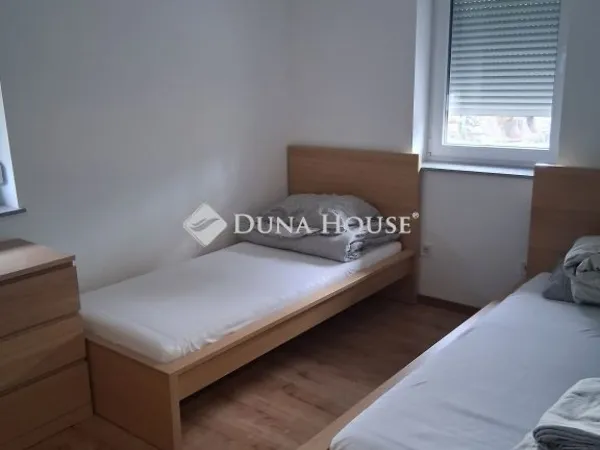 Kiadó kereskedelmi és ipari ingatlan Dunavarsány 22 nm