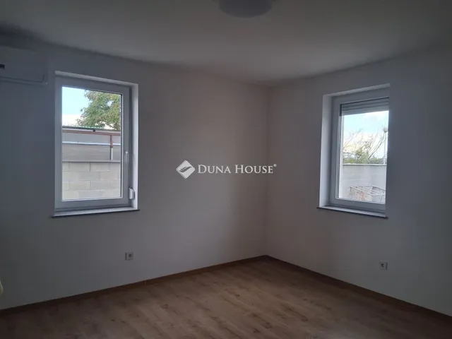 Kiadó kereskedelmi és ipari ingatlan Dunavarsány 22 nm
