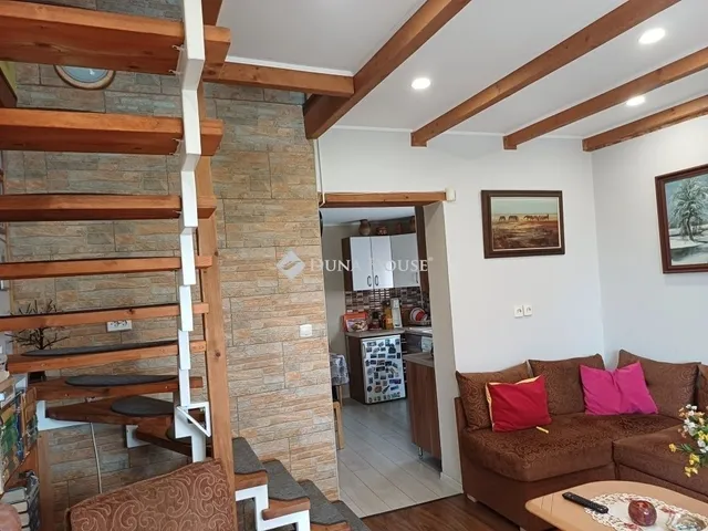 Eladó ház Szigetcsép 77 nm