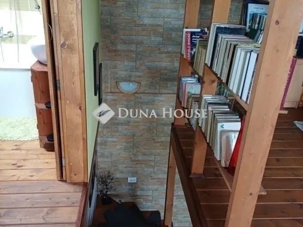 Eladó ház Szigetcsép 77 nm