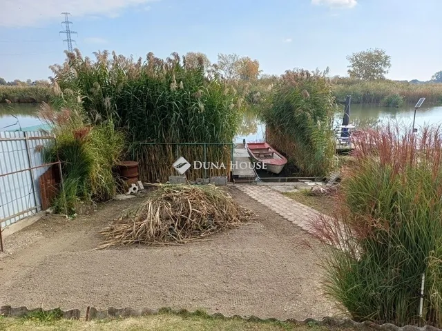 Eladó ház Szigetcsép 77 nm