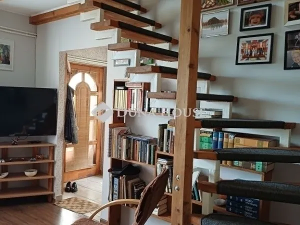 Eladó ház Szigetcsép 77 nm