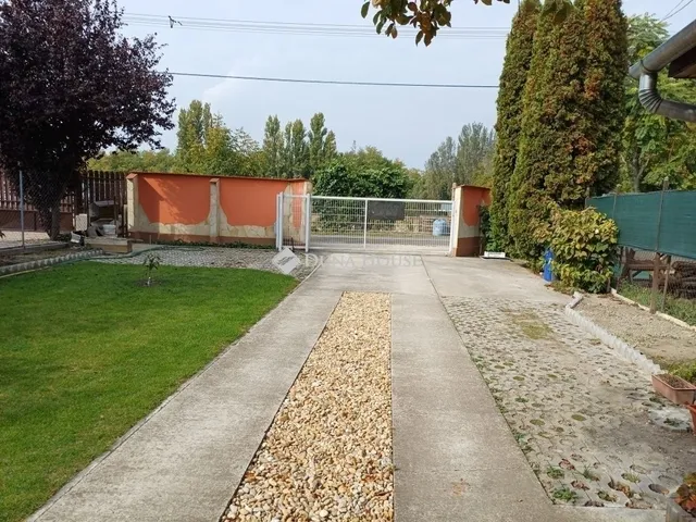 Eladó ház Szigetcsép 77 nm