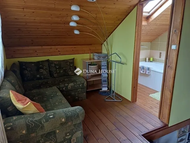 Eladó ház Szigetcsép 77 nm