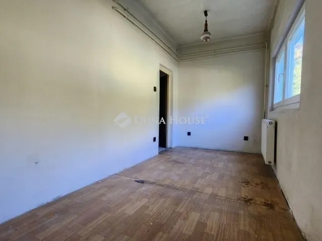 Eladó ház Kiskunlacháza 52 nm